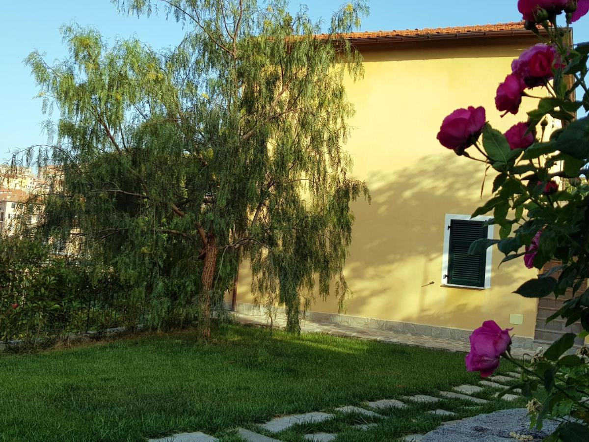 Casa Laura Villa Imperia Dış mekan fotoğraf