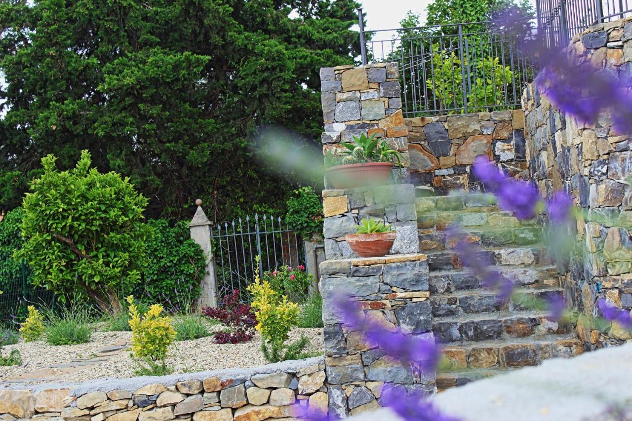 Casa Laura Villa Imperia Dış mekan fotoğraf